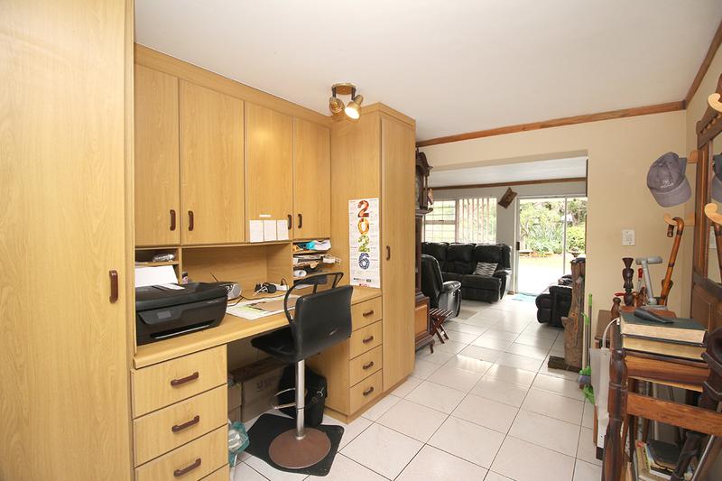 6 Bedroom Property for Sale in Hersham Western Cape